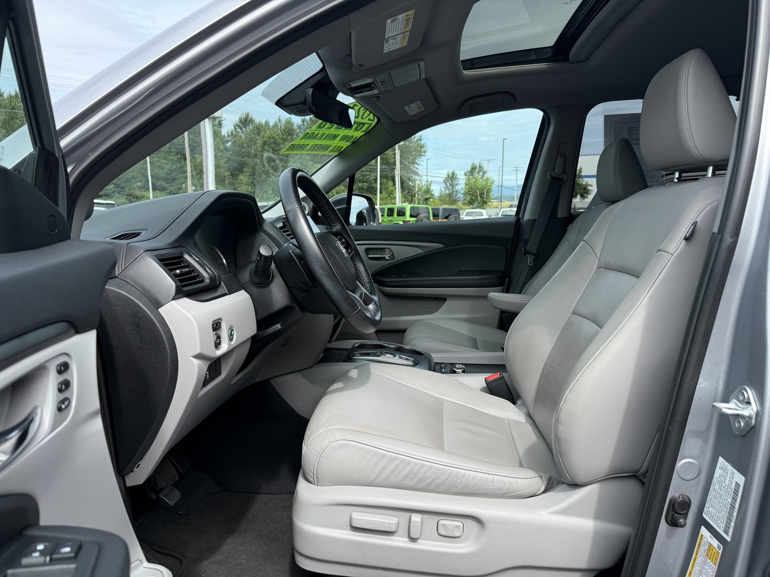Used 2021 Honda Pilot Special Edition image 22