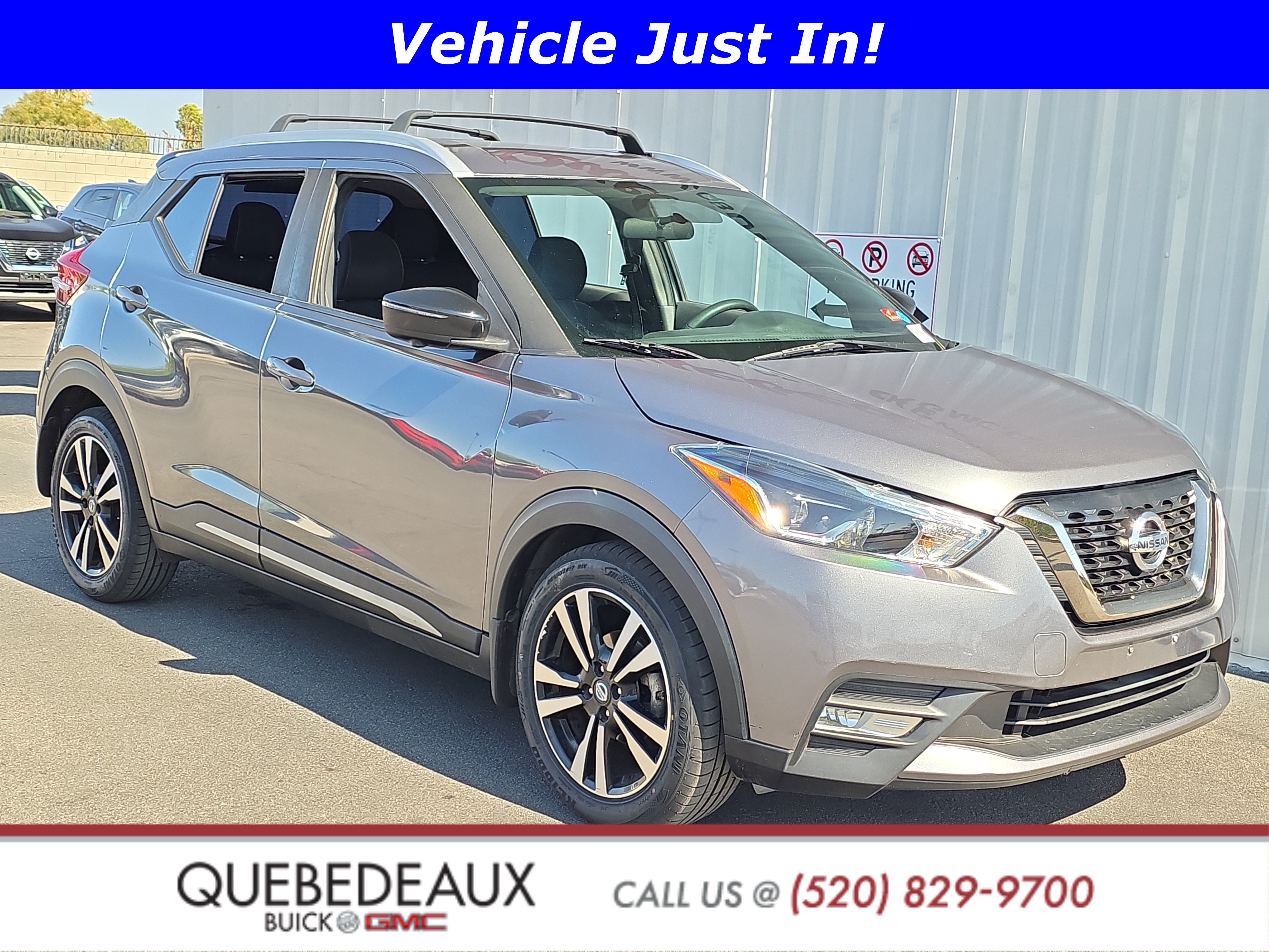 Used 2018 Nissan Kicks SR w/ Exterior Package FWD image 1