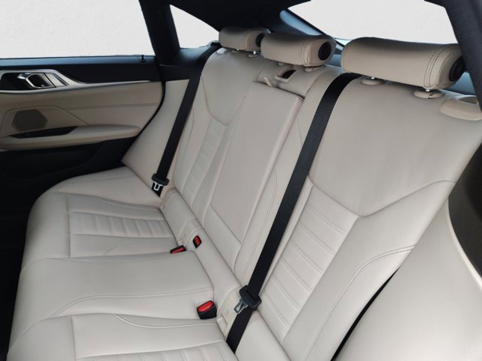 Used 2023 BMW i4 eDrive40 w/ M Sport Package image 18