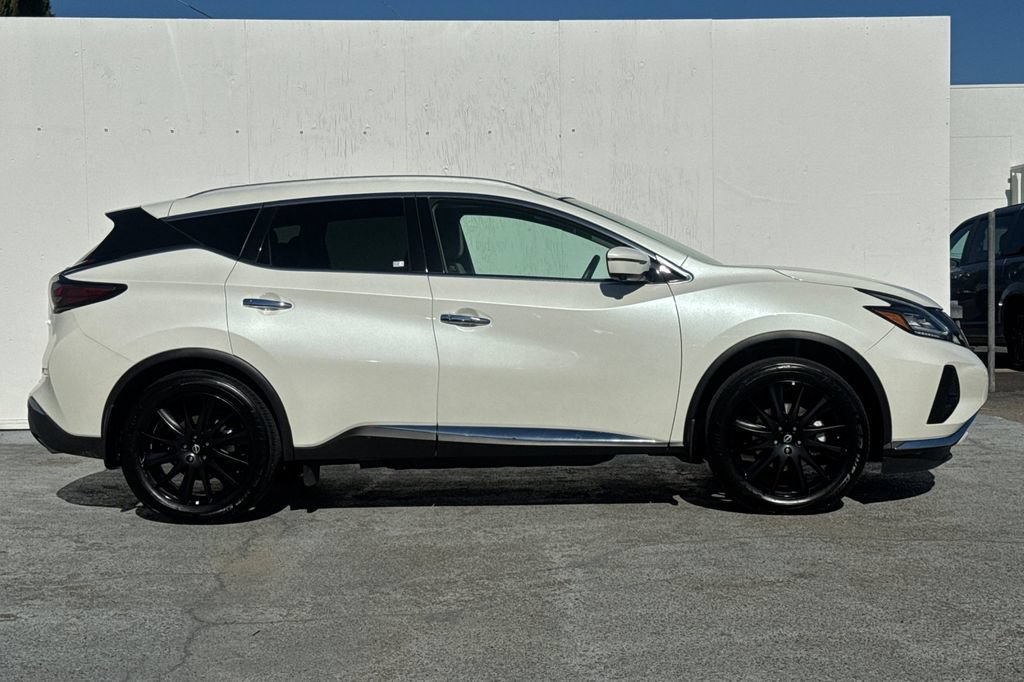 Used 2024 Nissan Murano Platinum w/ Cargo Package FWD image 2