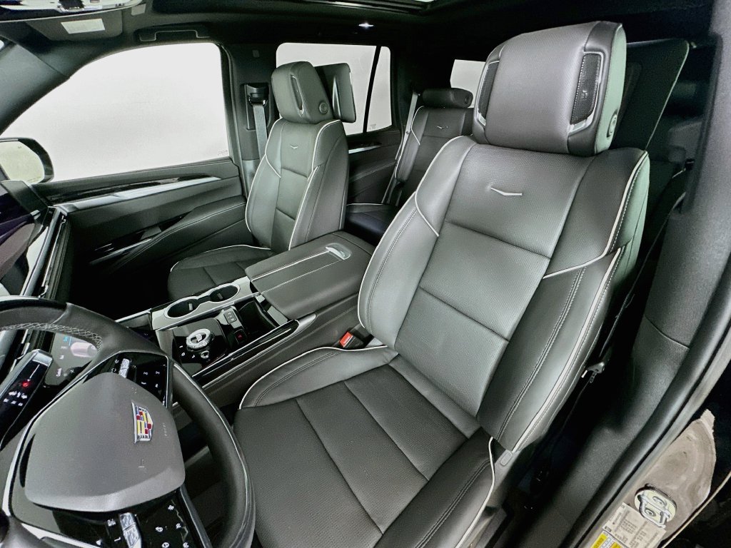 New 2026 Cadillac Escalade Sport w/ Touring Package AWD/4WD image 27