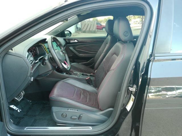 Used 2023 Volkswagen Jetta GLI Autobahn FWD image 16