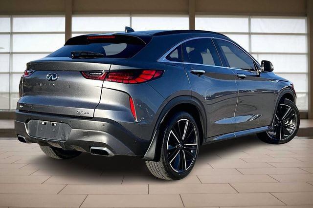 Used 2023 INFINITI QX55 Essential image 2