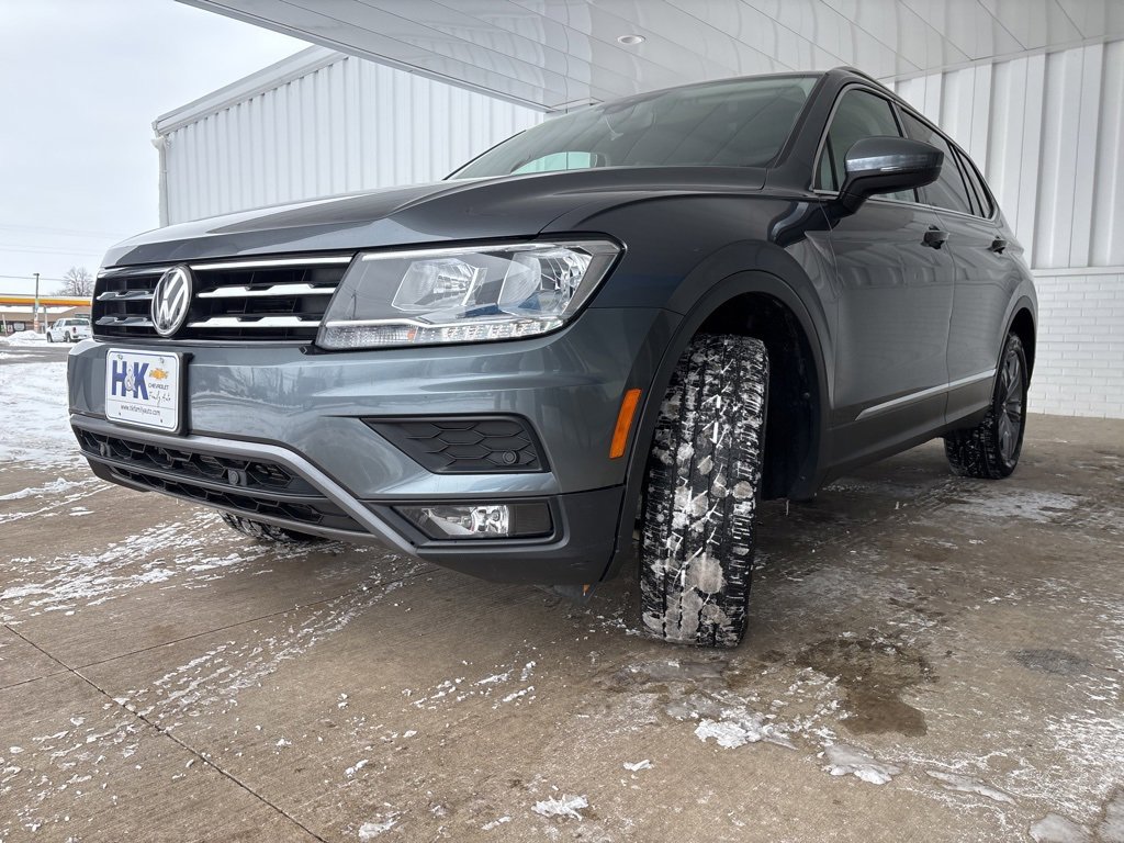 Used 2020 Volkswagen Tiguan SEL image 39