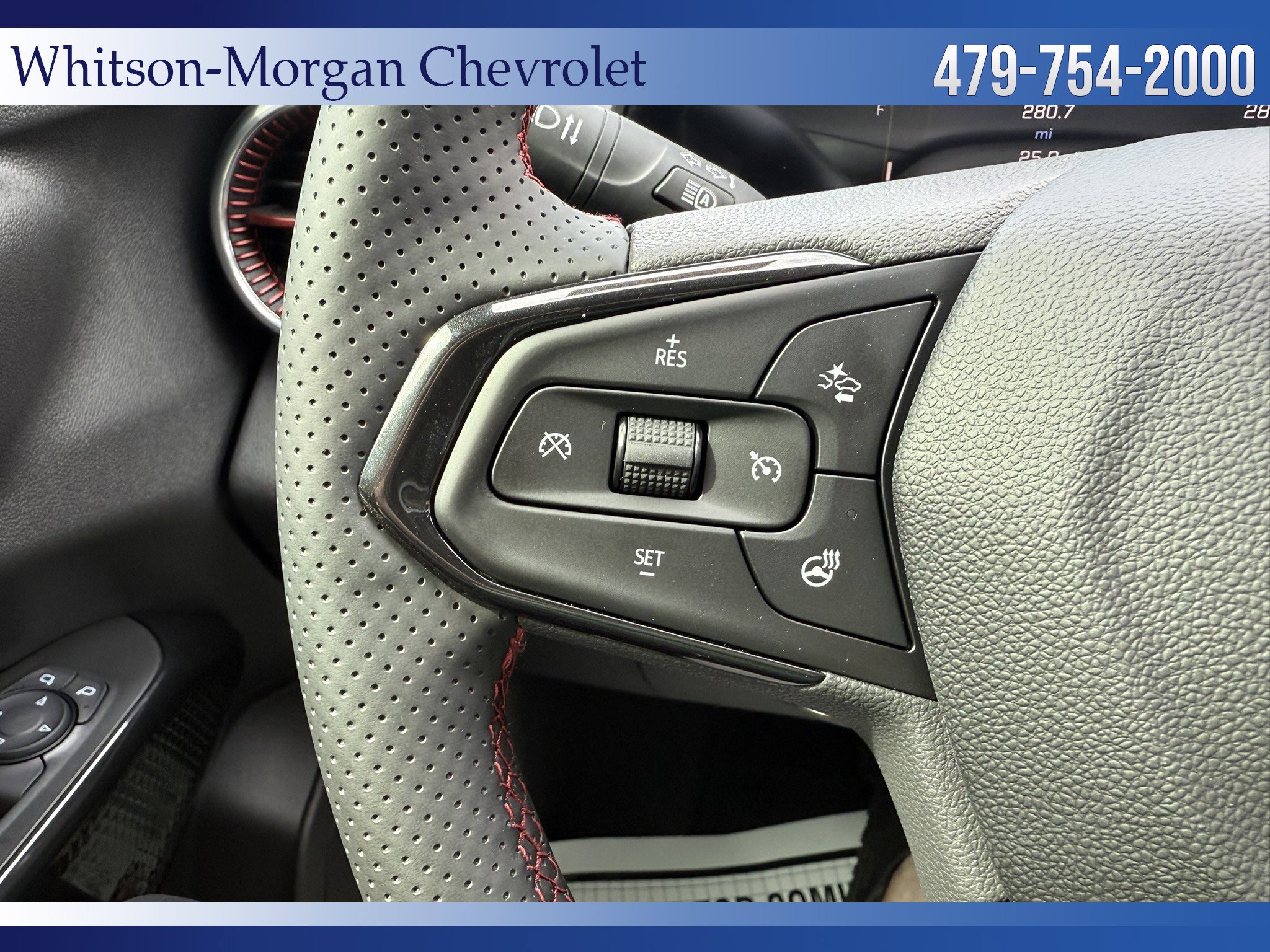 New 2025 Chevrolet Trax RS w/ Sunroof Package image 18