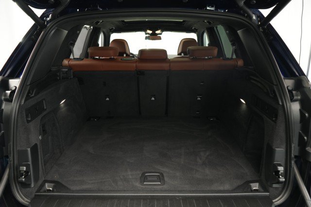 Used 2025 BMW X5 M60i AWD/4WD image 52