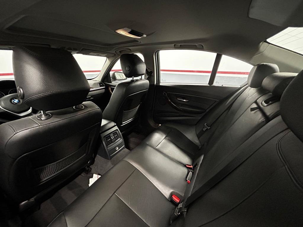 Used 2015 BMW 328i Sedan RWD image 10