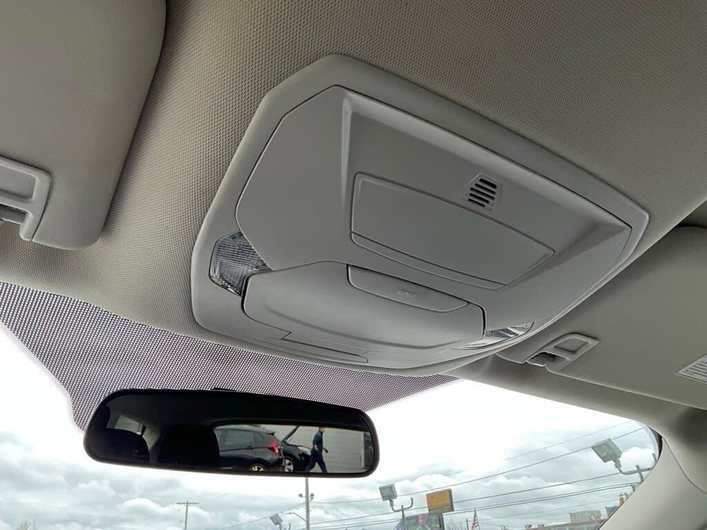 Used 2018 Ford Escape SE image 16