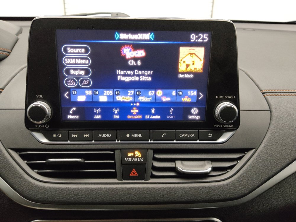 Used 2020 Nissan Altima 2.5 SR w/ Premium Package image 25