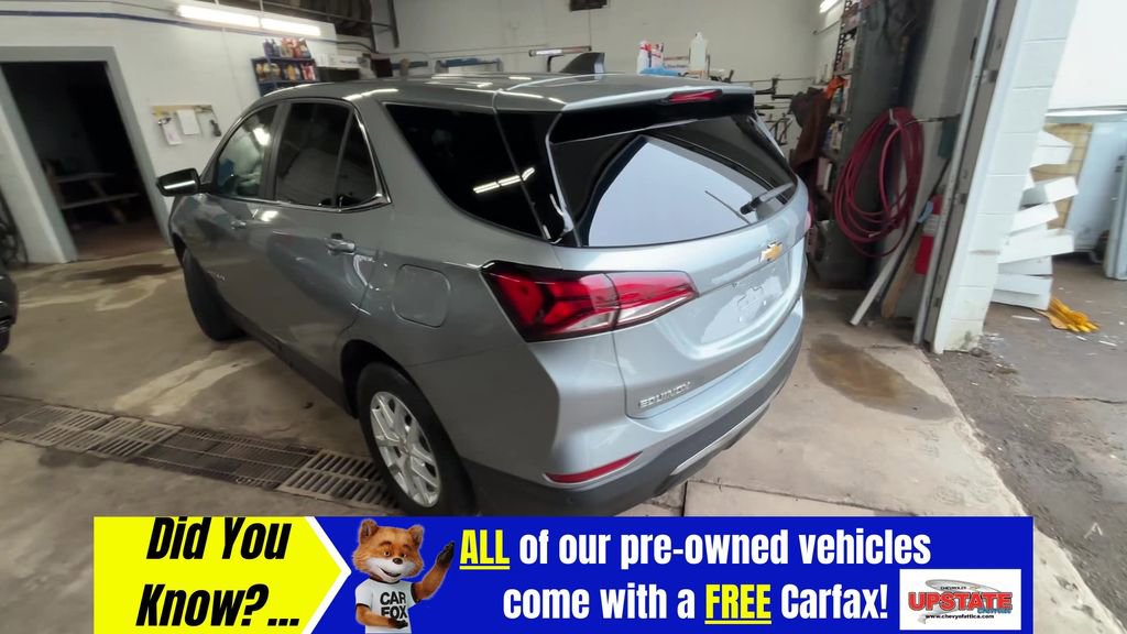 Used 2024 Chevrolet Equinox LT image 2