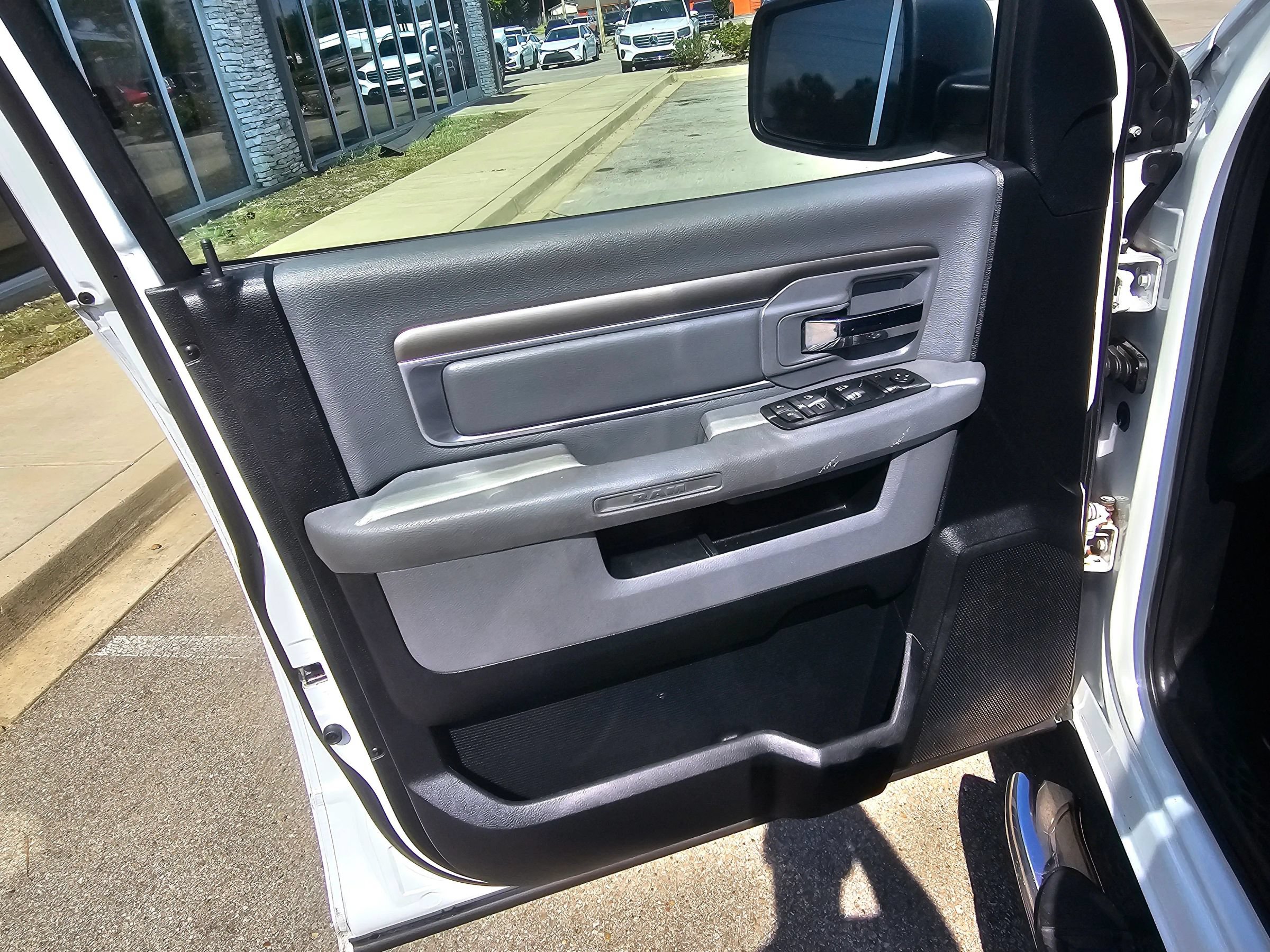 Used 2017 RAM 1500 Outdoorsman AWD/4WD image 15