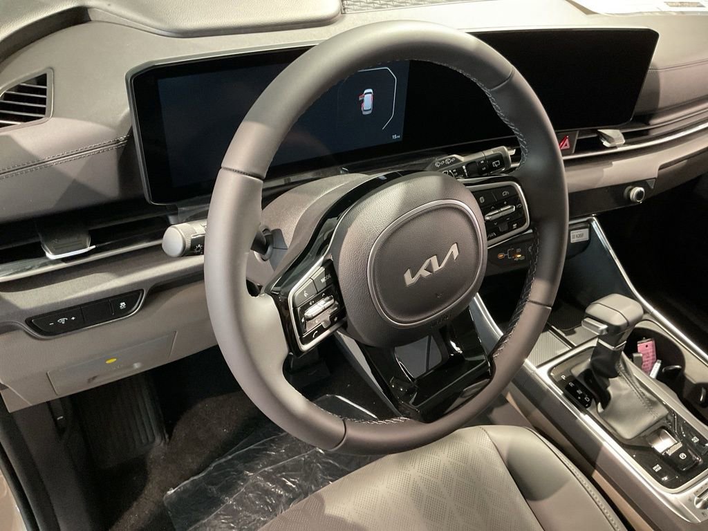 New 2026 Kia Carnival SX FWD image 13