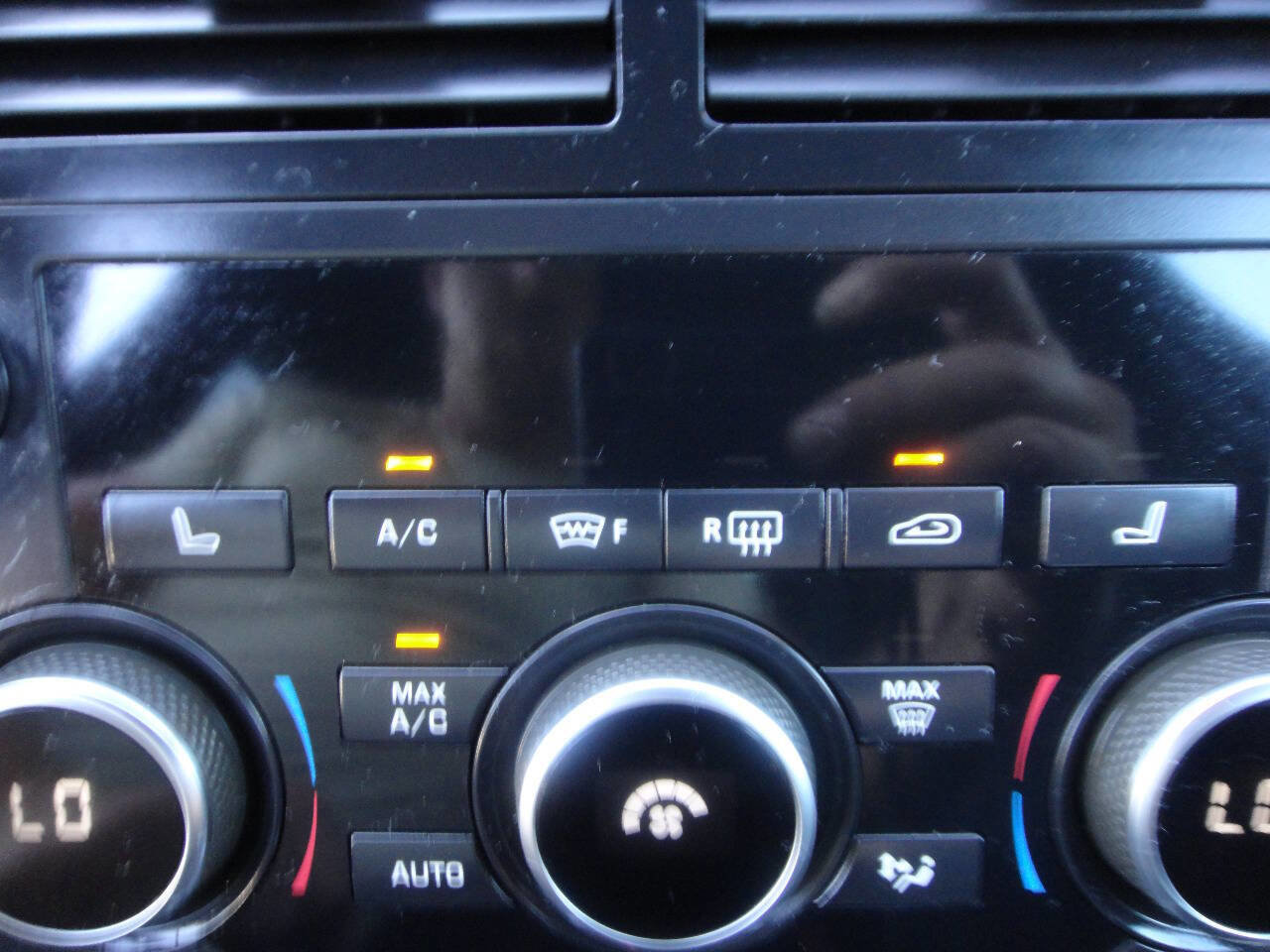 Used 2017 Land Rover Discovery Sport HSE image 10