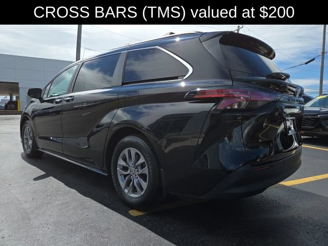 Used 2022 Toyota Sienna XLE FWD image 6