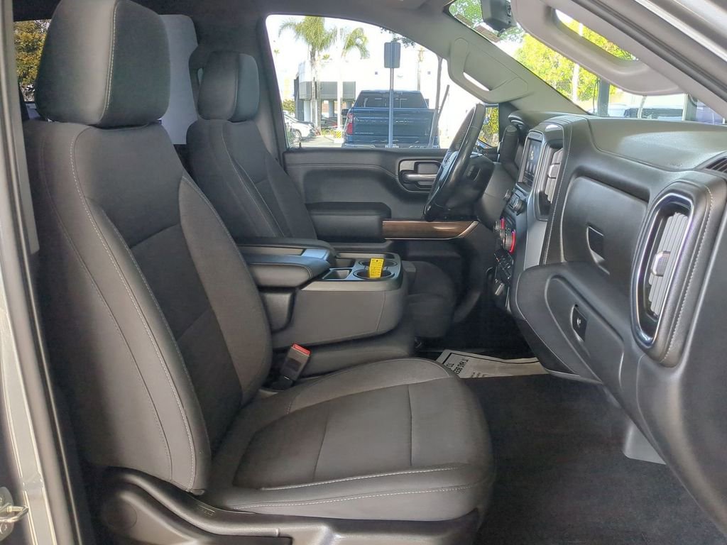 Used 2020 Chevrolet Silverado 1500 LT w/ All-Star Edition image 29