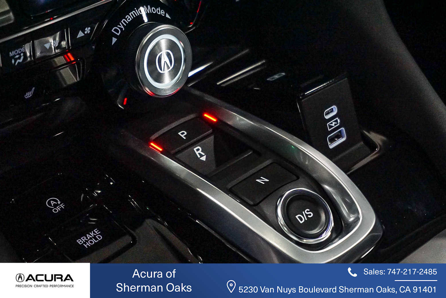 Used 2025 Acura MDX SH-AWD w/ Technology Package image 29