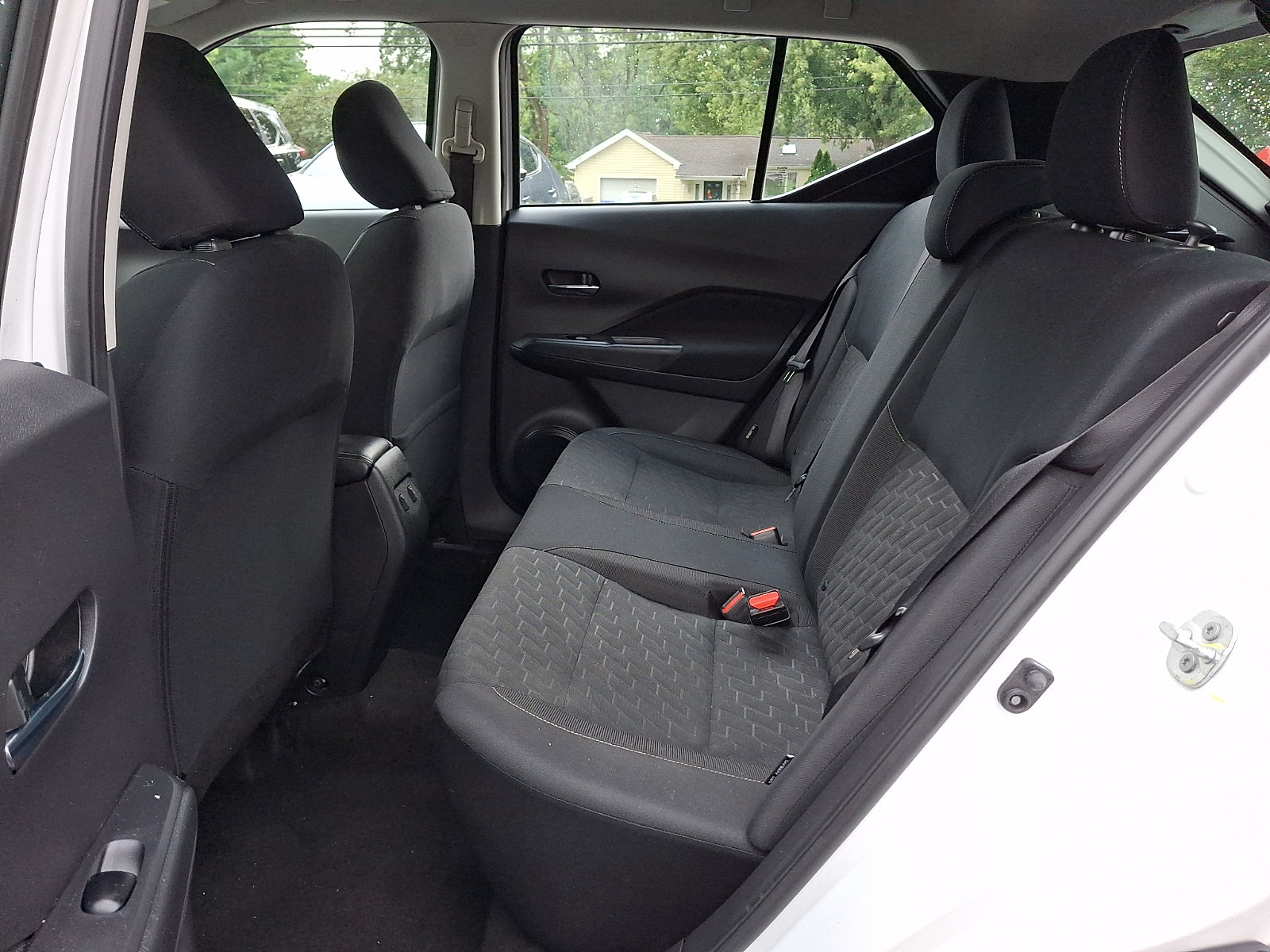 Used 2024 Nissan Kicks SV FWD image 10