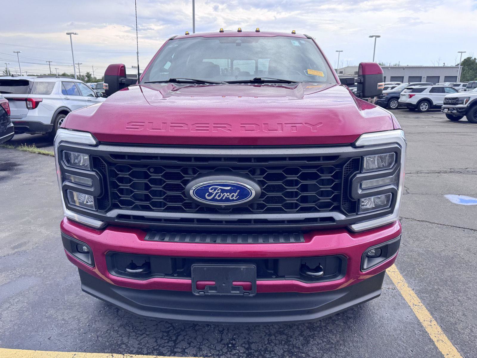 Used 2023 Ford F250 Lariat w/ Sport Appearance Package AWD/4WD image 2
