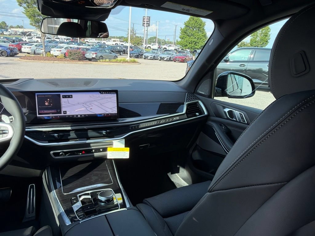 New 2026 BMW X5 xDrive40i w/ M Sport Package AWD/4WD image 28