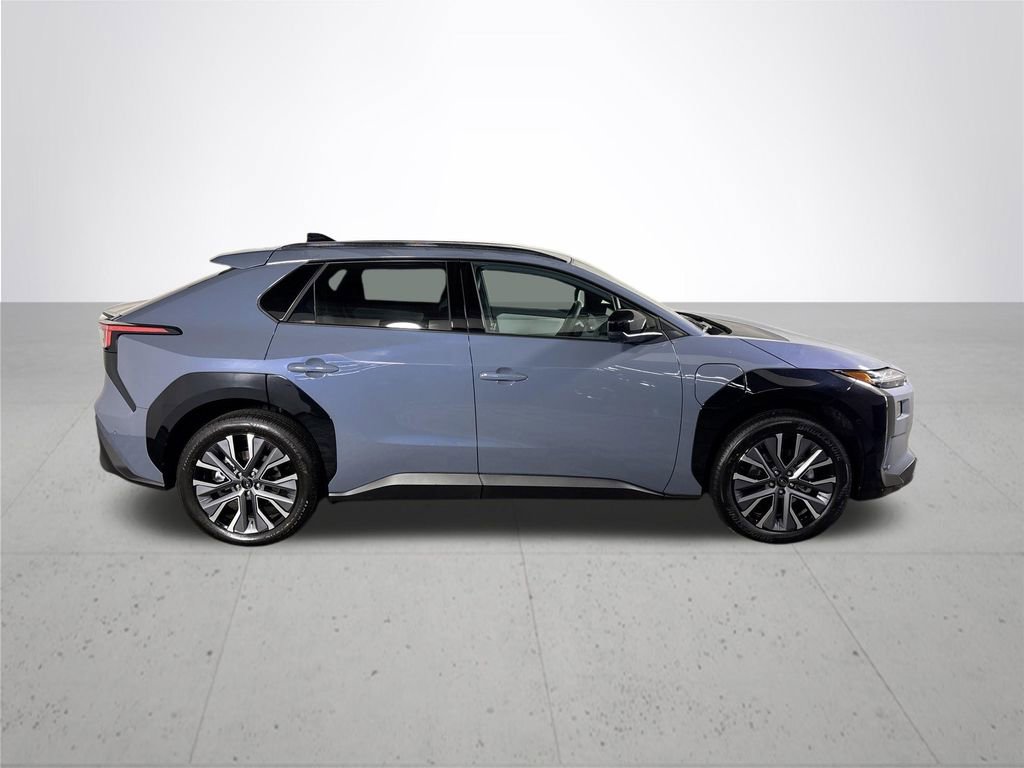 New 2026 Subaru Solterra AWD/4WD image 5