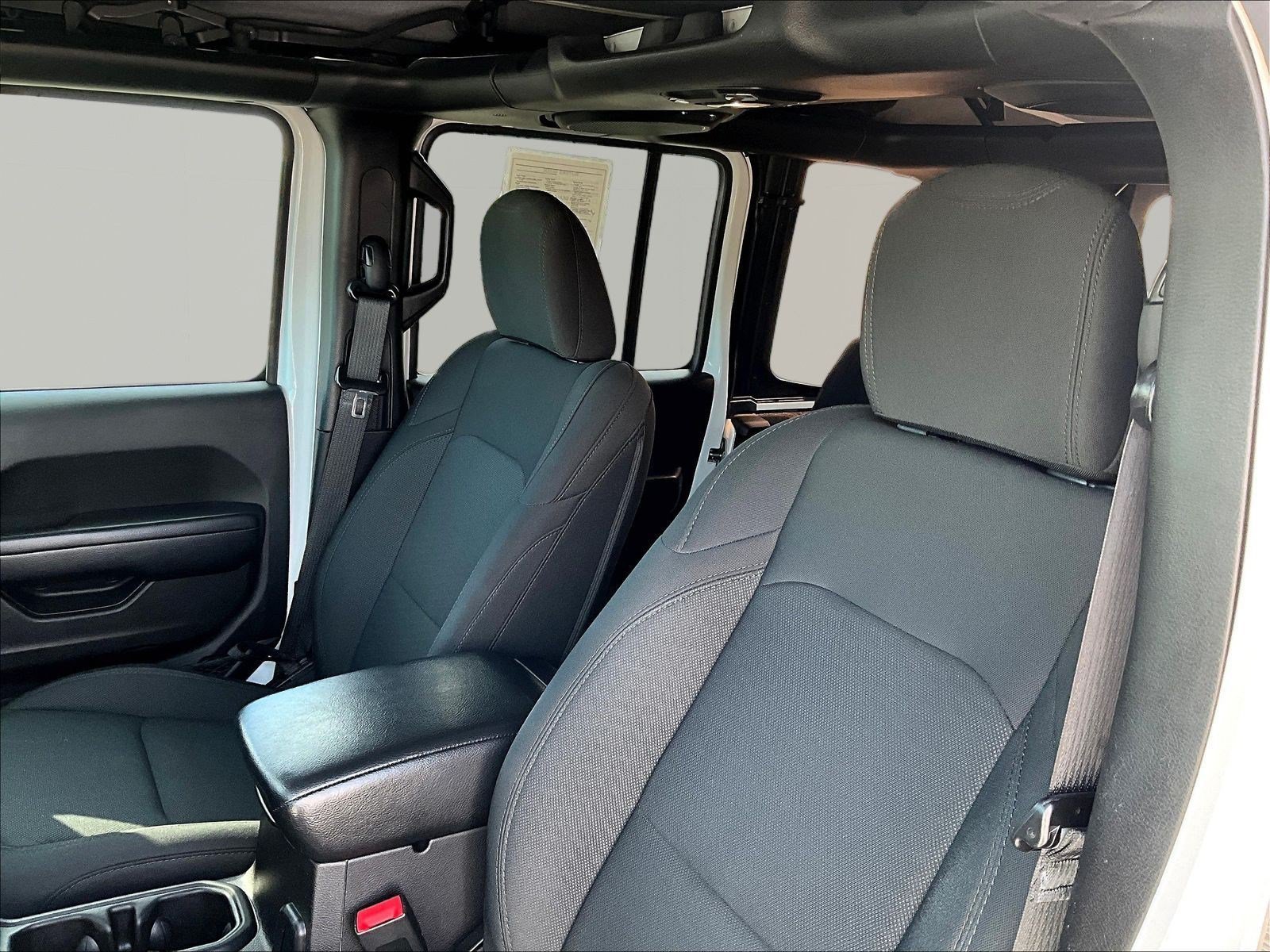 Used 2018 Jeep Wrangler Unlimited Sport S AWD/4WD image 21
