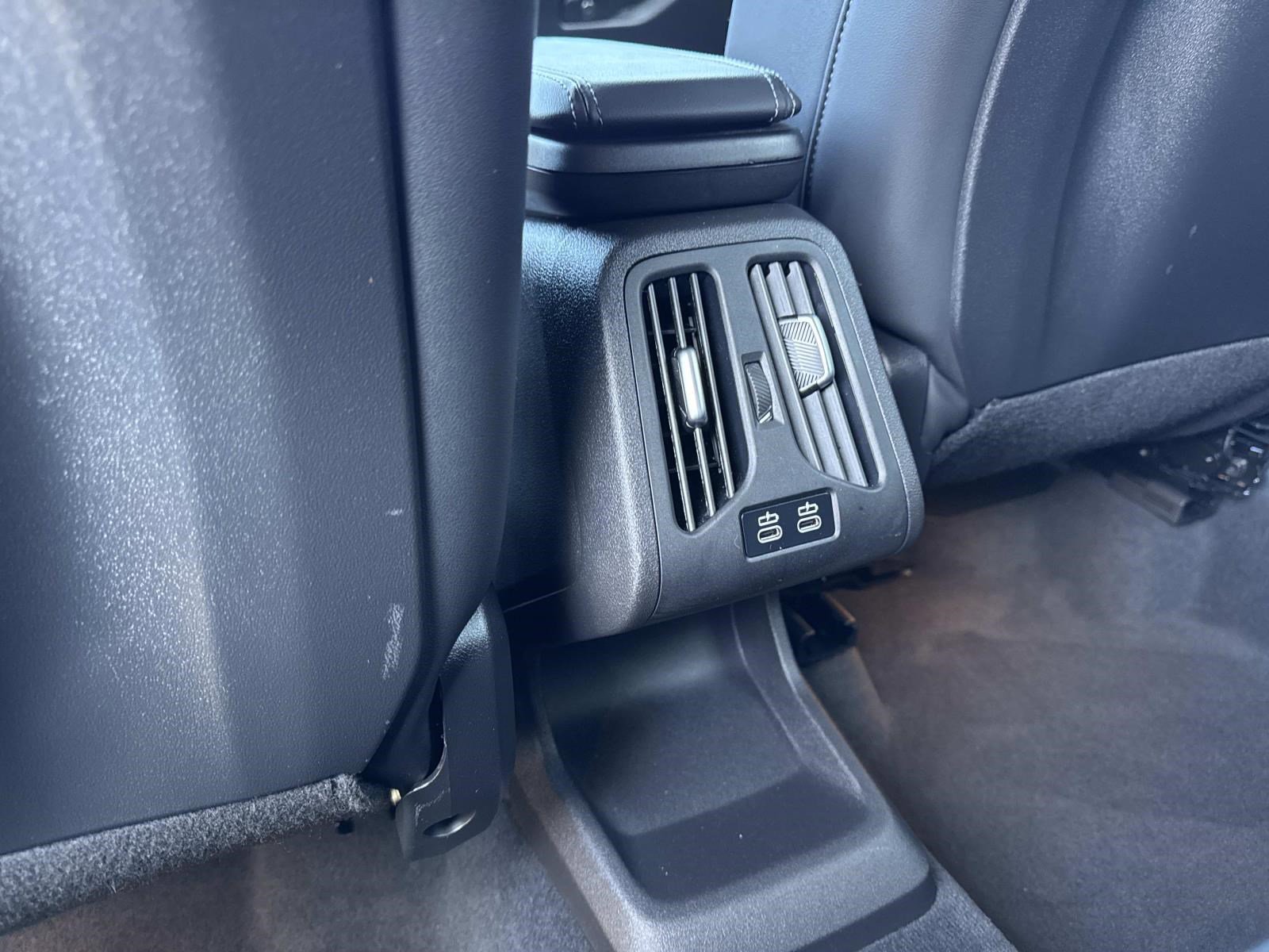 Certified 2025 BMW X2 xDrive28i image 16