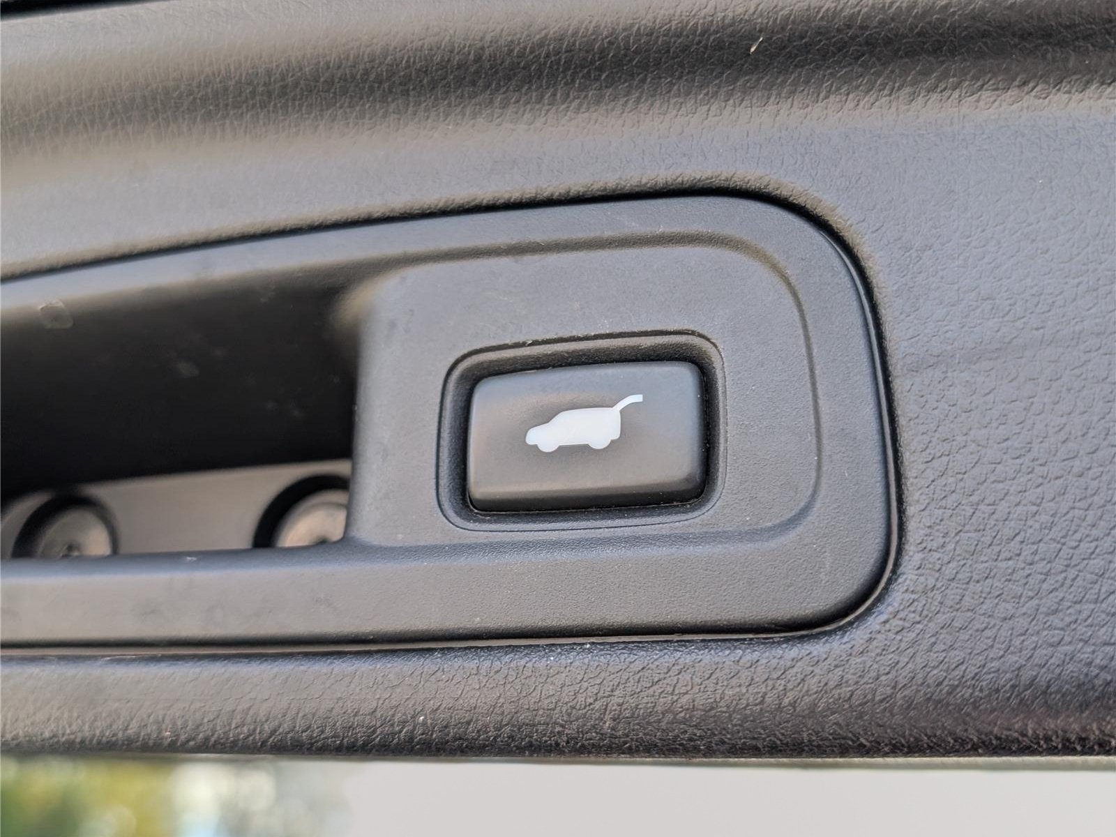 Used 2017 Honda Pilot Touring image 16