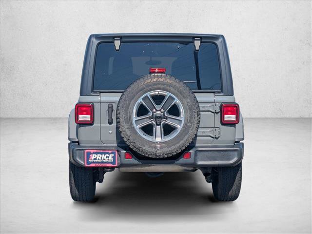 Used 2019 Jeep Wrangler Unlimited Sahara AWD/4WD image 7