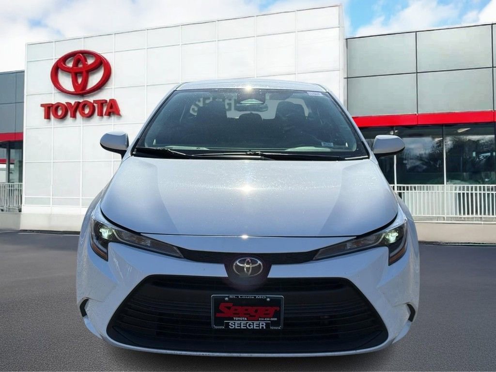 Certified 2023 Toyota Corolla LE image 10