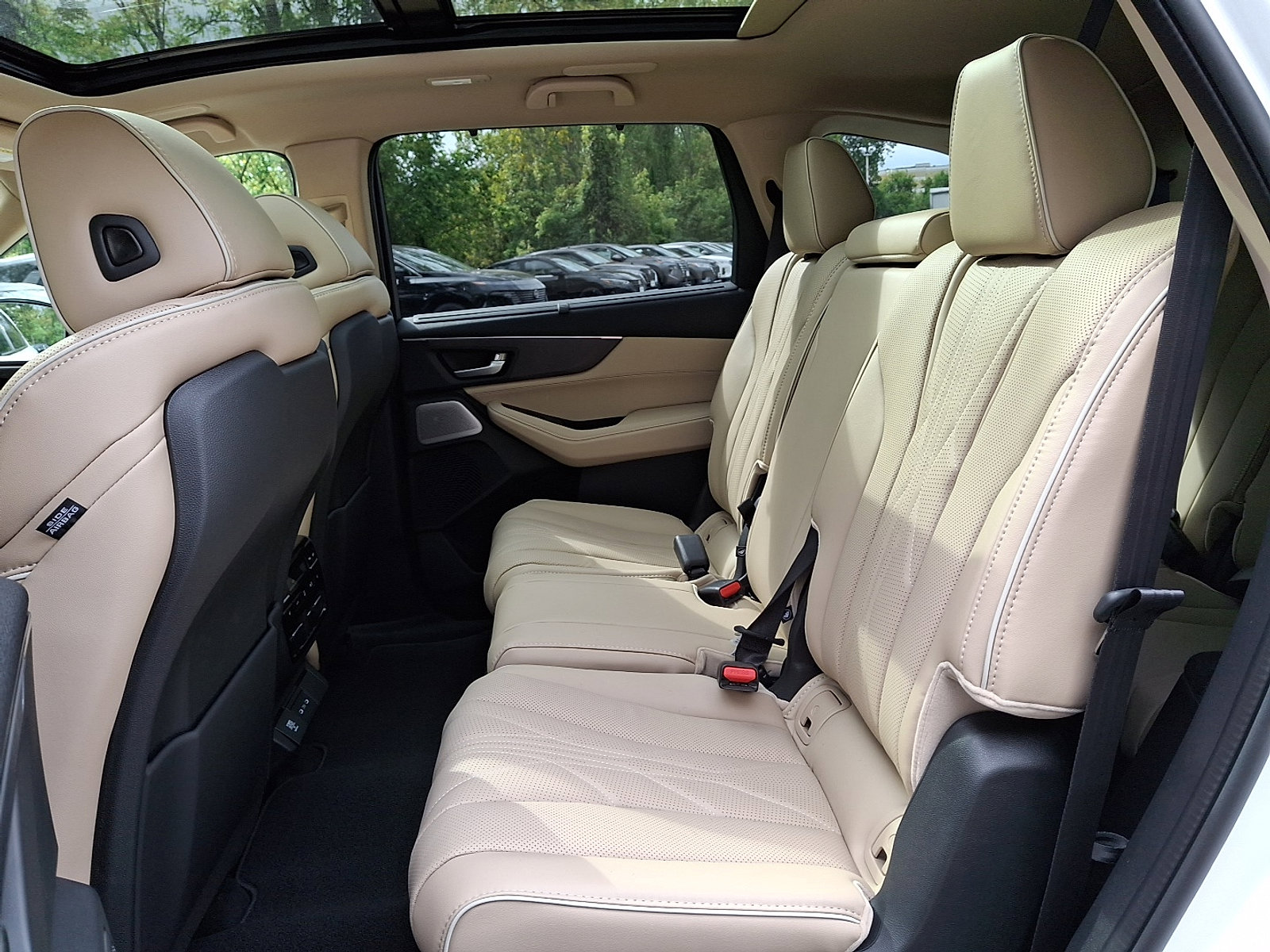 New 2026 Acura MDX SH-AWD w/ Advance Package image 6