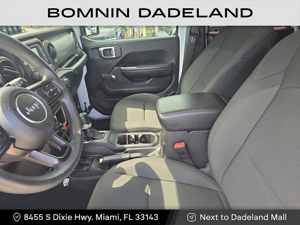 Used 2019 Jeep Wrangler Unlimited Sport image 17