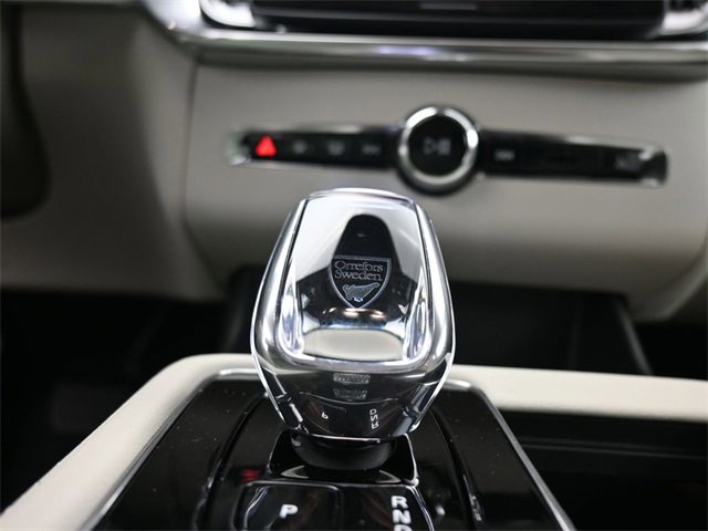 New 2026 Volvo XC90 B6 Ultra image 12