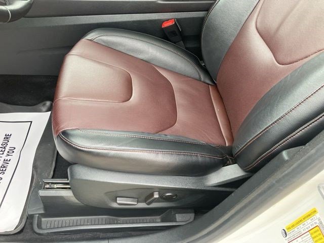 Used 2022 Ford Edge Titanium w/ Equipment Group 301A image 8