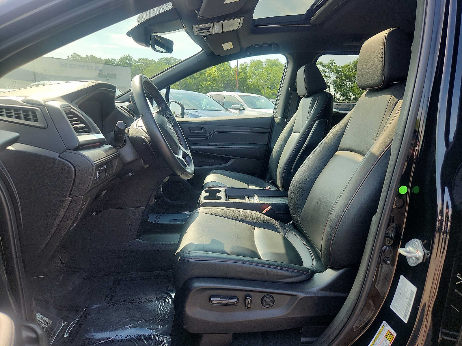 Certified 2023 Honda Odyssey Sport image 13