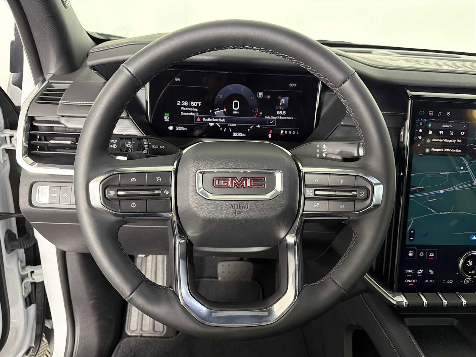 New 2025 GMC Acadia Elevation image 48