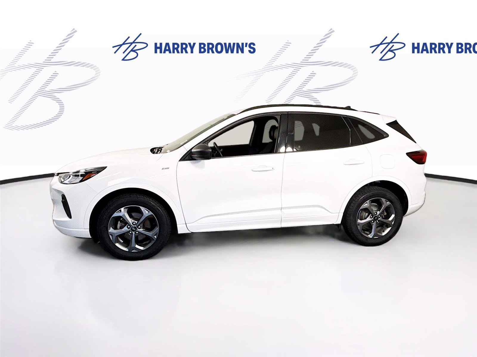 Used 2023 Ford Escape ST-Line w/ Tech Pack #1 AWD/4WD image 27