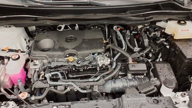 Used 2025 Toyota Sienna XLE image 38