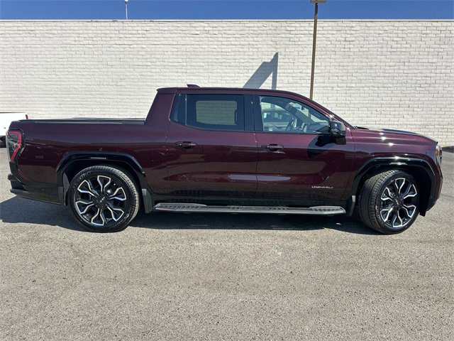 Used 2025 GMC Sierra EV Denali image 3