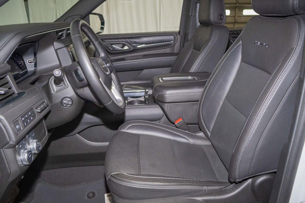 Certified 2024 GMC Yukon XL Denali image 13