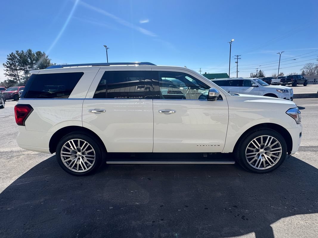 Used 2022 Ford Expedition Platinum AWD/4WD image 6