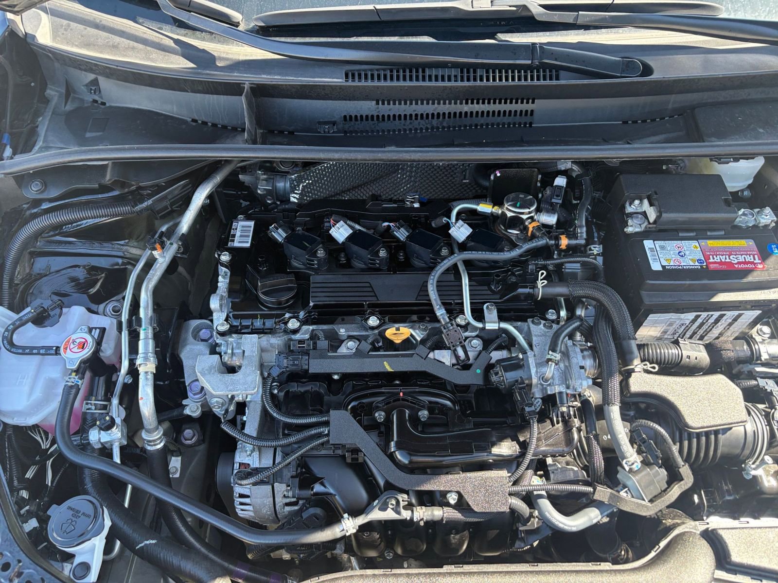 Used 2025 Toyota Corolla LE image 30