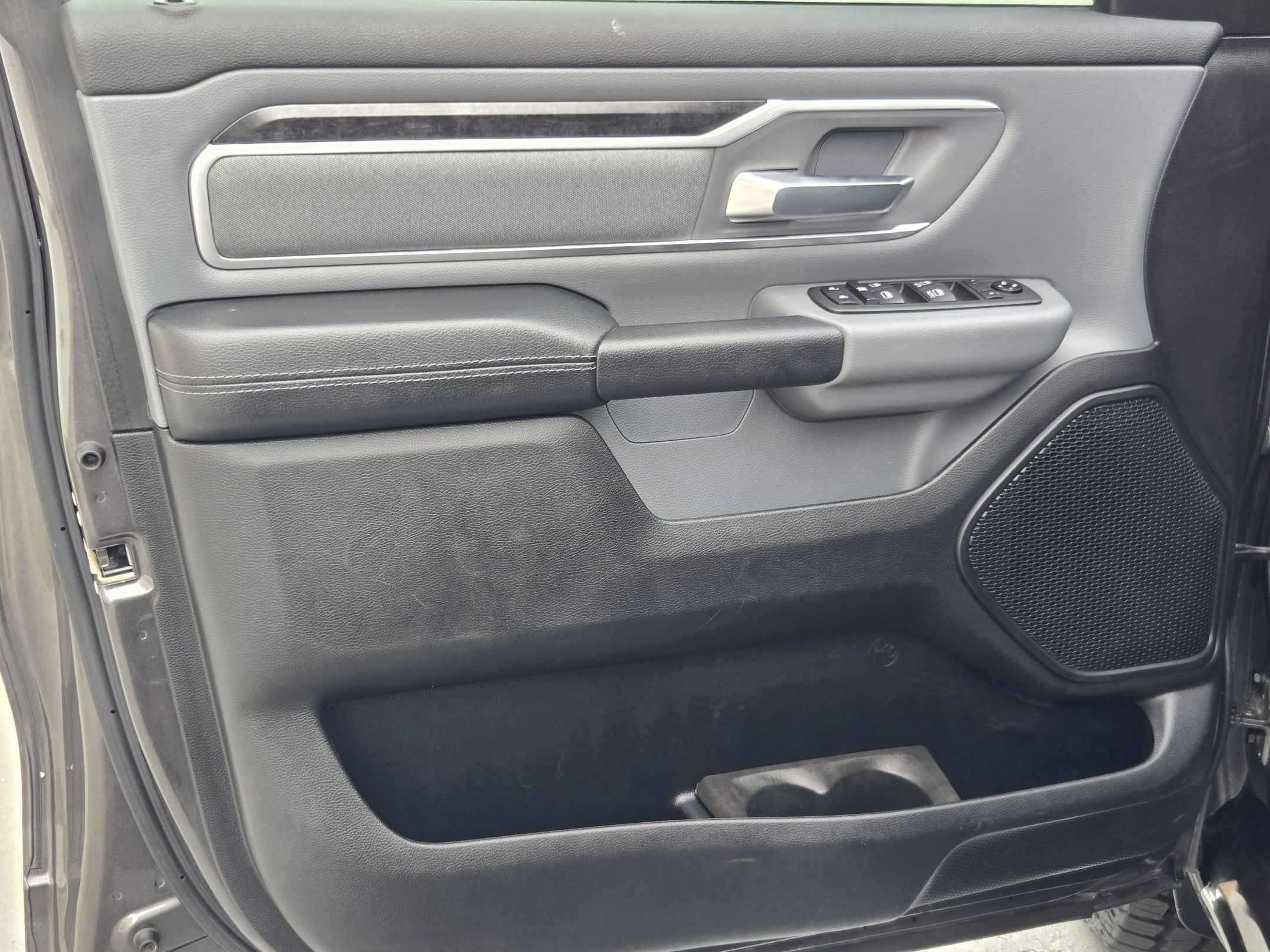 Used 2021 RAM 1500 Big Horn RWD image 20