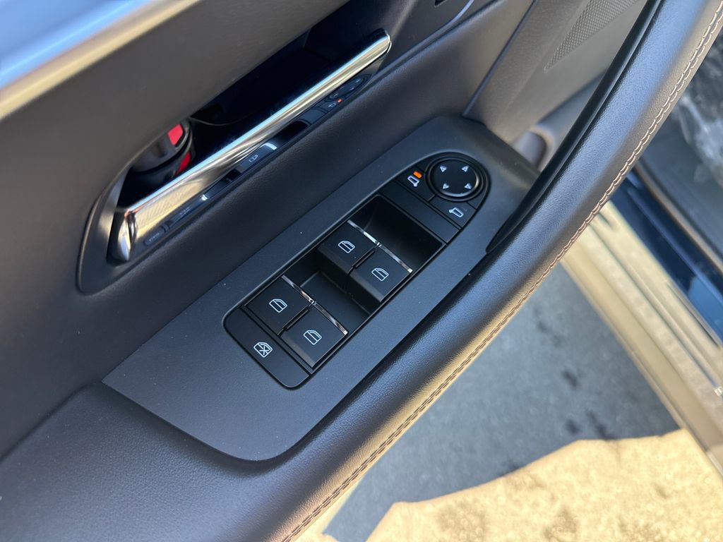 New 2026 MAZDA CX-90 Plug-In Hybrid w/ Preferred image 14