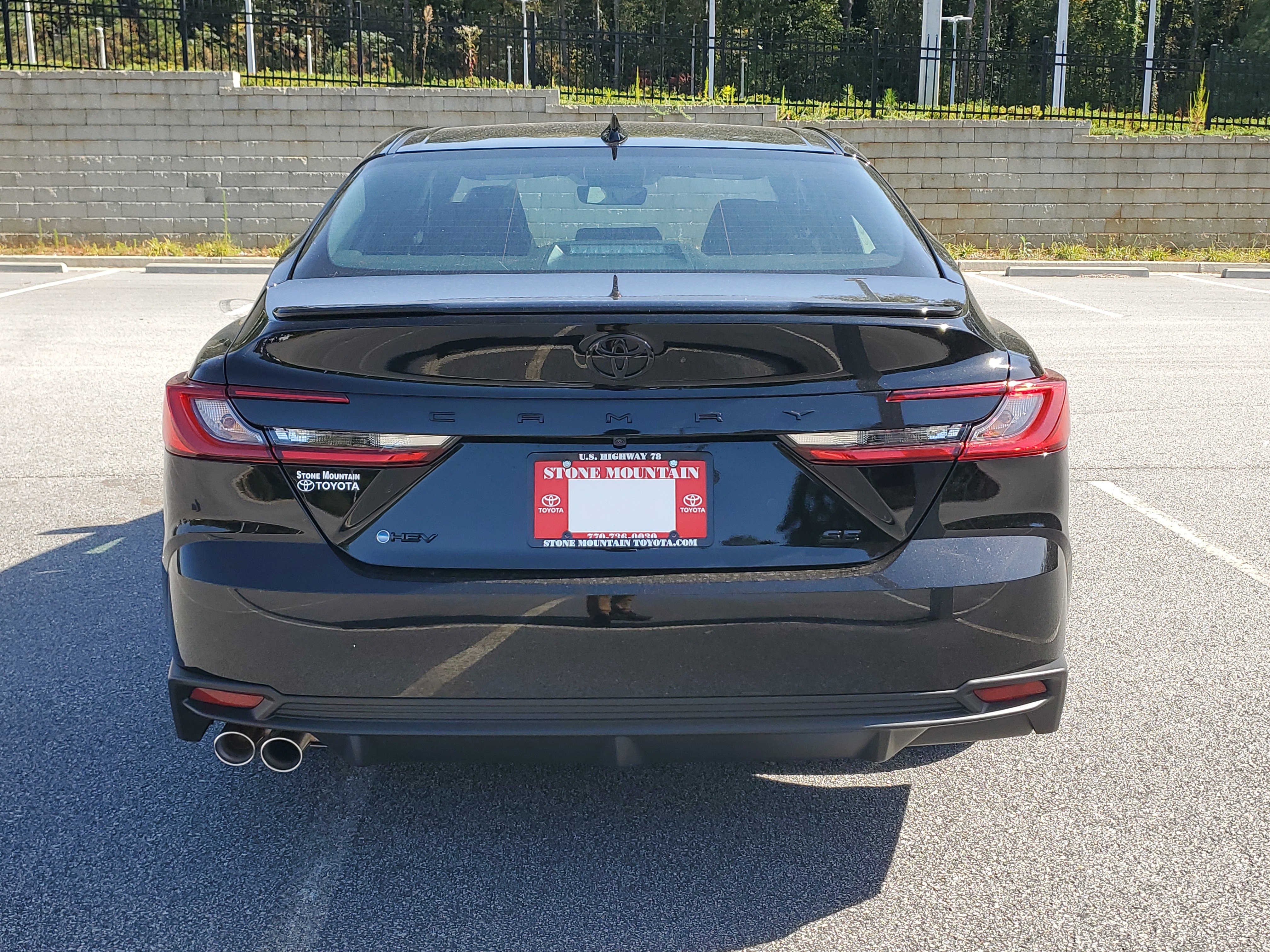 New 2026 Toyota Camry SE image 5