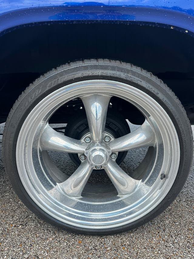 Used 1989 Dodge Ramcharger 2WD image 9