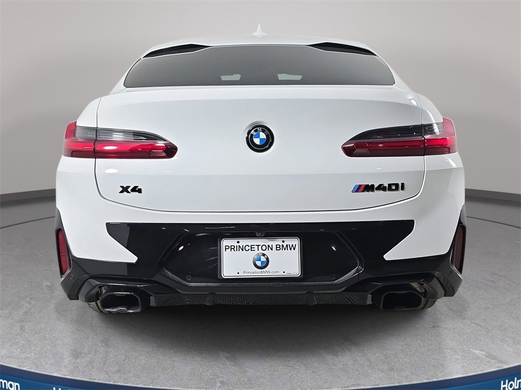 Certified 2024 BMW X4 M40i image 6