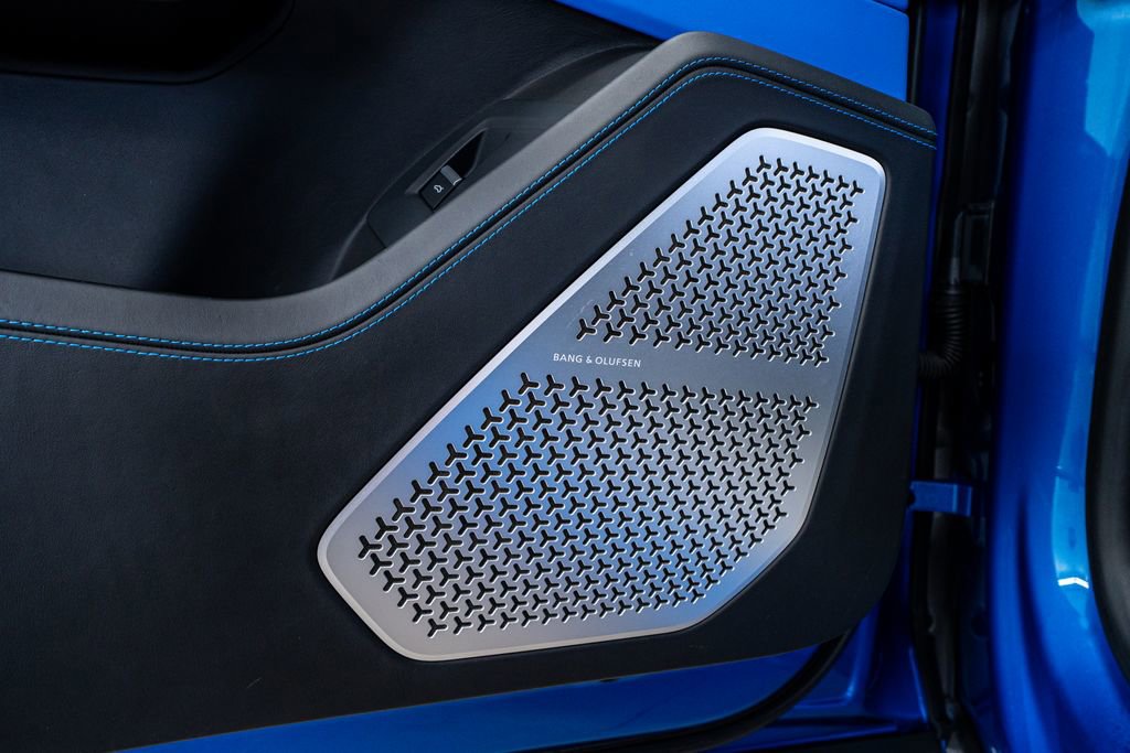 Used 2020 Lamborghini Urus image 34