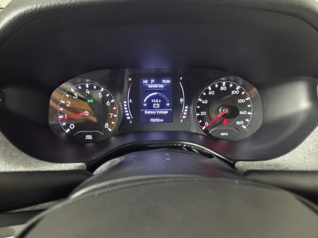 Used 2022 Jeep Compass Latitude AWD/4WD image 15