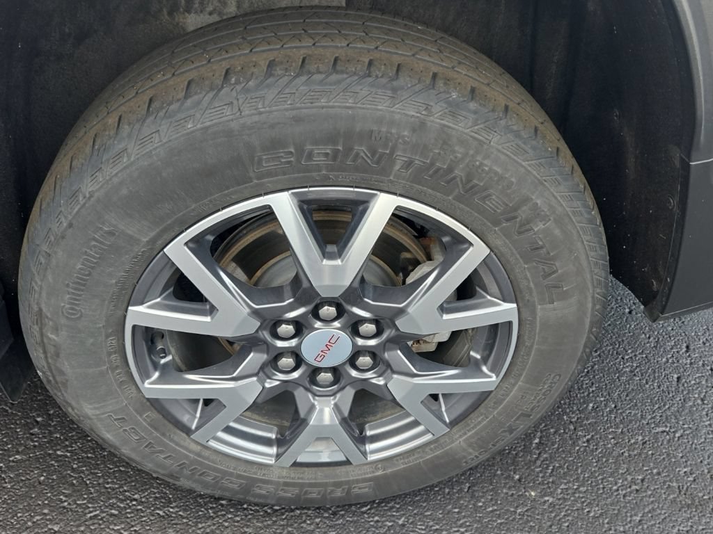Used 2023 GMC Acadia SLT w/ Preferred Package AWD/4WD image 10