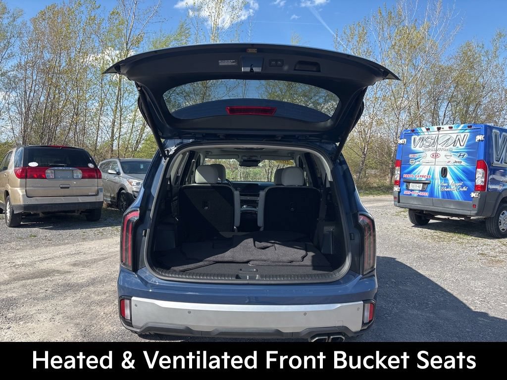 Certified 2024 Kia Telluride EX w/ EX Captain's Chair Package AWD/4WD image 16